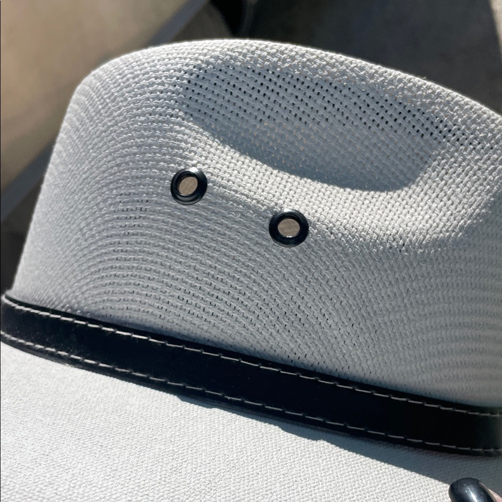 Woman’s White and Black Fedora Hat - Picture 4 of 5